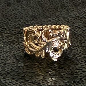 Paparazzi Ring